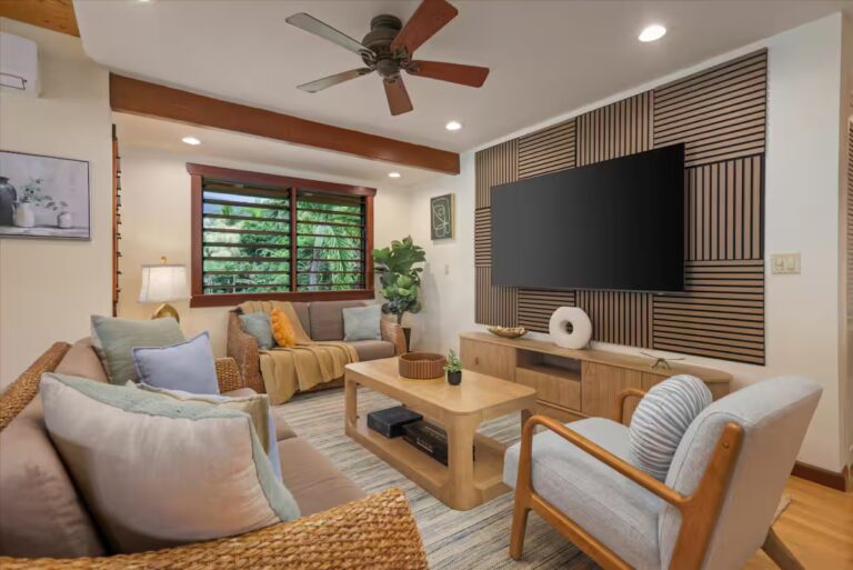 Living room at H6 Dolphin Bay Estate in Captain Cook
